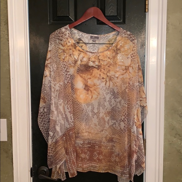 JM Collection Tops - JM collection beautiful floral blouse 2ax